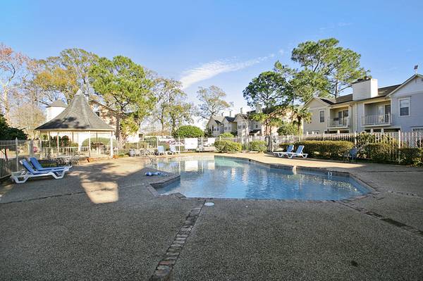 $240,000 / 2br - 1230ft2 - 3724 Audubon Trace Condo En Venta (Old Jefferson/Ochsner Neighborhood)63792268987267121