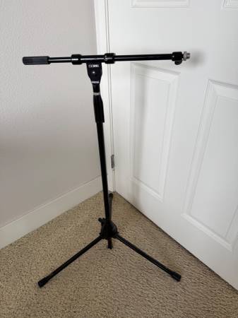DR Pro DR210 Soporte para micrófono con trípode y brazo telescópico - $70 (Westwood Los Ángeles CA)63471426691201123
