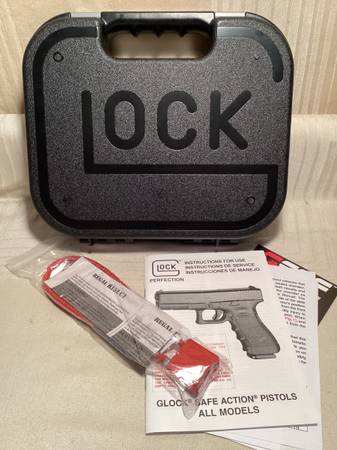 Original Glock Box ( only ) plus lock and instructions 1