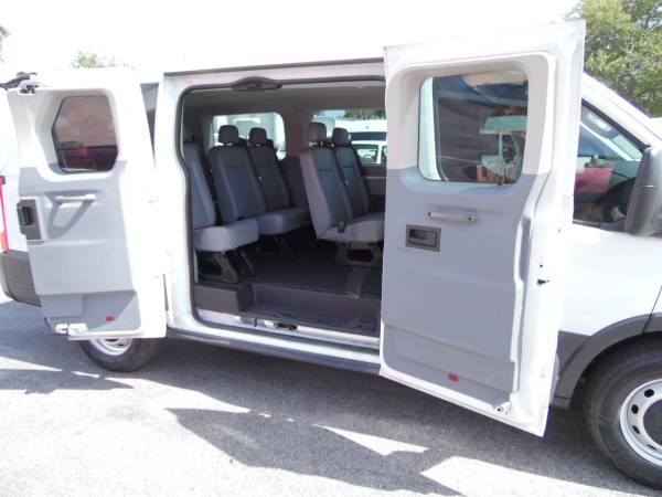 2018 Ford Transit Passenger Van - Photo 11