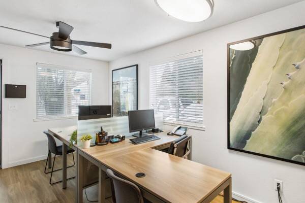 $1,495 / 2br - 864ft2 - Pet-Friendly 2 & 2 BR Homes near Downtown Salem-Tour Today!63660478648193122