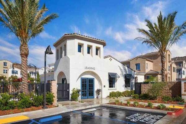 $3,146 / 3br - 1294ft2 - Don't wait! These move-in deals are going fast! (Murrieta)64028081125250123