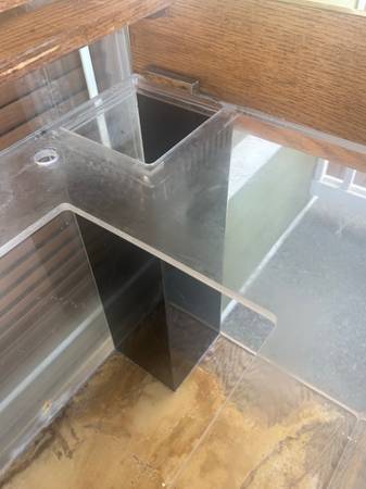 100 gallon plexiglass aquarium with dual overflows, oak stand and canopy (University Place)63874560671745121