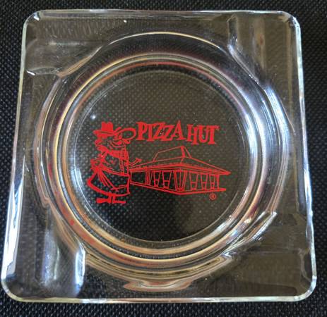 Pizza Hut Ashtray 1