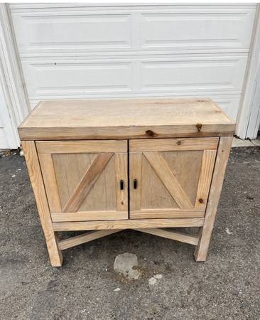 Nice TV Cabinet 1