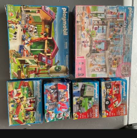 Playmobil - 8 beautiful sets 1