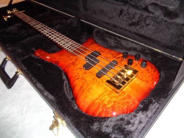 Spector USA NS2 Bass Amber. 1