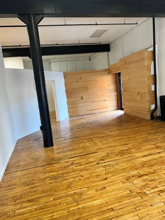 $2,775 / 3br - 3600ft2 - 1403 Central Parkway-3 BR LOFT STUDIO OTR (Cincinnati, OH)63685944184193122