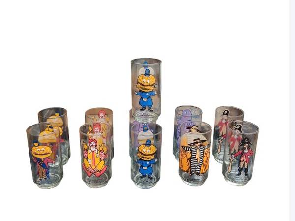 Vintage McDonald's Collectors Series 11 Glass Cups 1