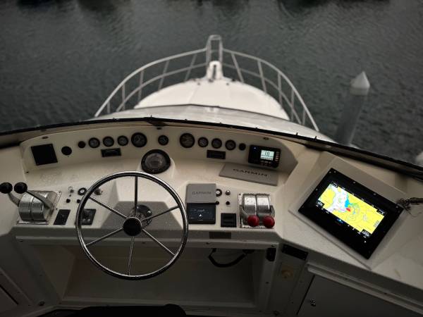 $299,000 / 2br - Dreaming of living in the water in Seattle? (Seattle)63948084570626124
