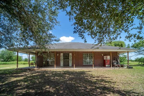 $690,000 / 3br - 457379ft2 - Home with 10 acres for sale Edinburg (Edinburg)64198886780803120