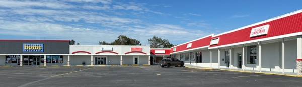 $1 BUSY SHOPPING CENTER! PRIME RETAIL AND OR OFFICE SPACES AVAIALBLE NOW! (Tri County - CHIEFLAND)63823035355521123