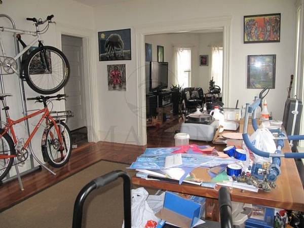 $2,700 / 2br - ¡Excelente de 2 habitaciones! ¡Cerca de Ball/Magoun SQ T! ¡LVR/DNR! ¡Estacionamiento! ¡Lavandería! (Magoun Sq/Ball Sq/Davis Sq)63856338092803123
