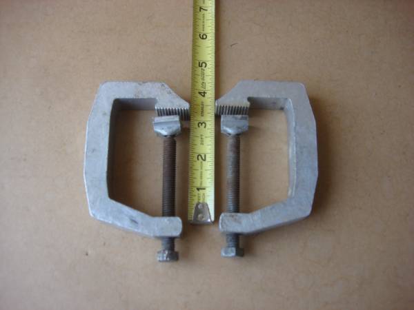 PAIR OF TRUCK CAMPER TOP CLAMPS 1