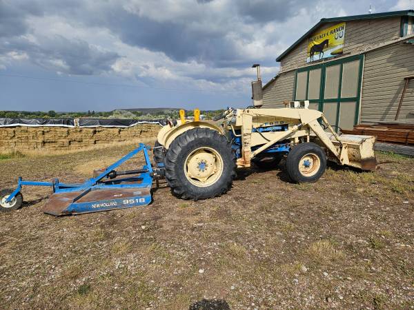 1964 Ford gas tractor. 1