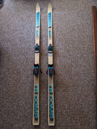 Skis K2 & Solomon 1