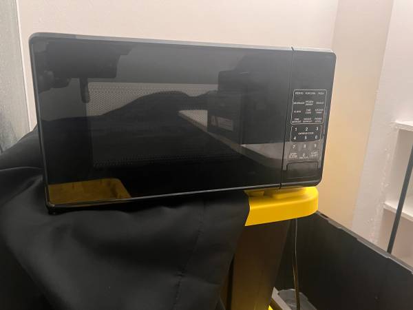 Microwave $50 1