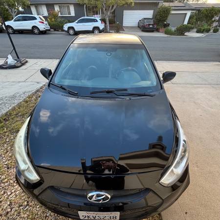 2017 Hyundai accent - $4,000 (San Diego)63618373848065120