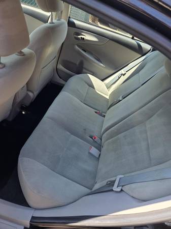 2013 Toyota Corolla LE - $8,995 (Brockton)63486553177347124