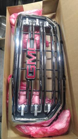 Grilles - 2015-2020 Chevrolet / GMC / Cadillac 1