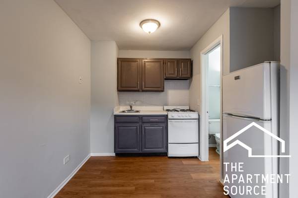 $1,395 / 1br - Charming 1-Bedroom in Uptown! Heat band gas included! Laundry on site (Uptown)64041643983747121