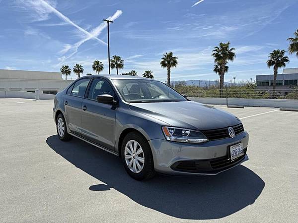 2013 Volkswagen Jetta S 4dr Sedan 6A w/Sunroof - $6995.00 (san jose north)63470789186689122