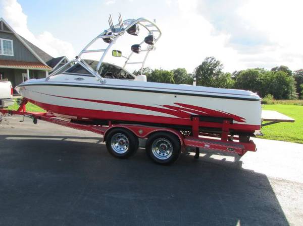 2004 Centurion Avalanche 22ft -  111016 1