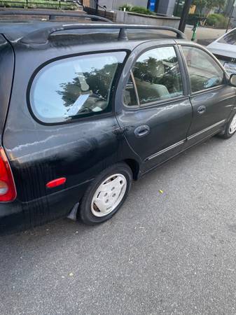Hyndai Elantra $1750 automático 1998 - $1,75063616460625537121