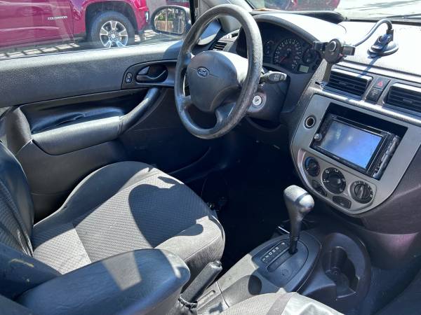 2007 Ford Focus Hatchback-New Battery-Automatic ($1950) - $1,950 (Torrance)63618245687809121