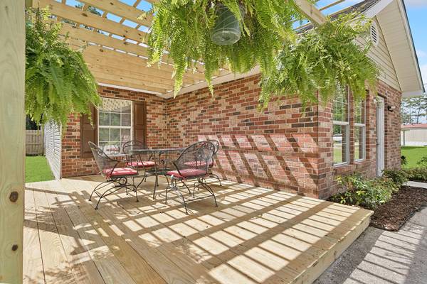 $189,000 / 4br - 1600ft2 - Renovated 4 Bedroom House (Slidell)63791946498561122