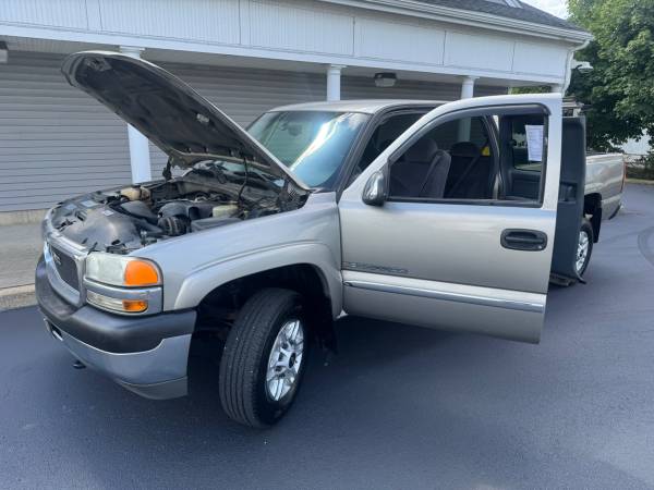 2001 GMC Sierra 2500HD SLE Exteneded Cab 8’bed 4x4! $8,990 - $8,990 (Halifax)63470620564739121