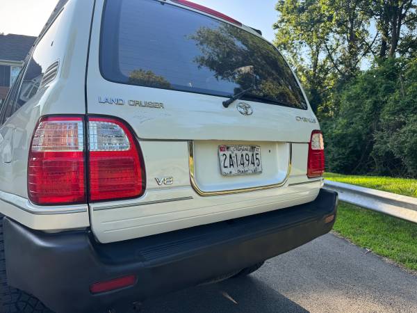 2000 Lexus LX 470 - $6,700 (Silver Spring)63616569419395124