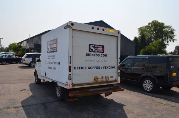 2006 Chevy Express 3500 Box Truck - $7,400 (Ontario)63471591229697123
