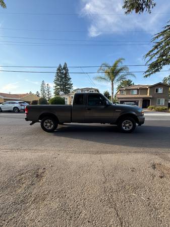 2011 Ford Ranger XLT Truck Extended Cap 3.0 Liter - $8,900 (los gatos)63654702095235124