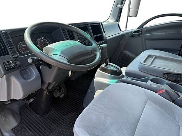 2019 Chevrolet 4500 14FT - Photo 10