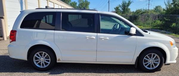 2013 Dodge Grand Caravan SXT - $6,000 (Lakeville)63481045796353122
