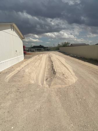 Delivering loads of caliche (Odessa/Midland)62902685667202121