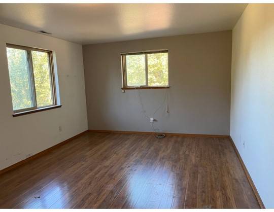 $950 / 1br - 700ft2 - One Bedroom Apt on 50 acres63851666800515124