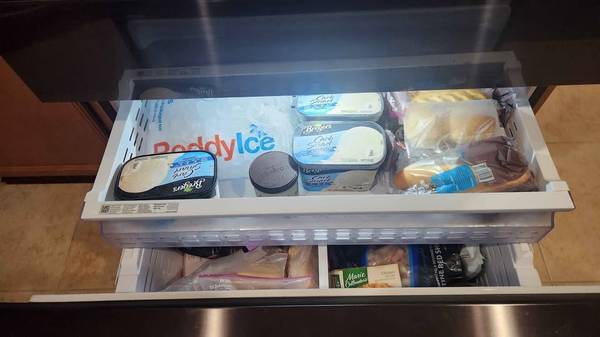 Samsung 36 in Counter Depth 4 Door French Door Refrigerator/Freezer wi