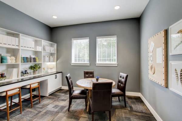$2,036 / 2br - 776ft2 - $99 Deposit on All Homes & $1 Rent for 1st Month Valid Until 09.28.2563786708176641121