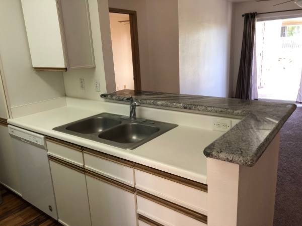$2,800 / 2br - 772ft2 - 2 Bed, 2 Bath Condo w/ Laundry, 2 Parking, Lanai, Internet/Cable (Kahului)63686727474563122