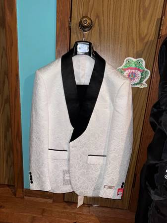 Suit 1