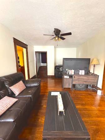 $625.00 / 1br - Room in Bristol in Large Home | All Utilities, Internet & More Include63917692872835122