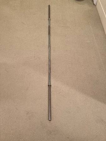 Weightlifting Barbell 1" threaded 5 Ft long 1