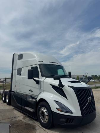 OTR Class A CDL Drivers Needed GREAT PAY & MILES! BRAND NEW TRUCKS! 1