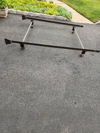 FULL Steel Bedframe On Rollers (Heavy Duty) 1