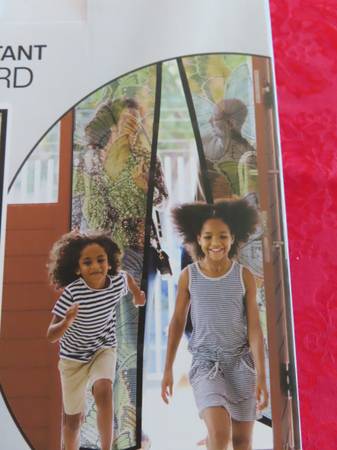 *Door Mesh Guard*Heavy Duty*Magnetic snap closure*Fits most doors*NEW 1