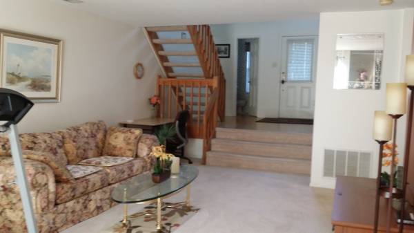 $650 / 3br - 110ft2 - furnished room in princeton - female only (Princeton, south brunswick, plainsboro)63676239842177122