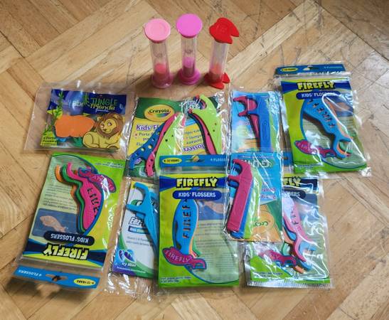 Lot of 9 kids Floss Crayola Firefly timers 1