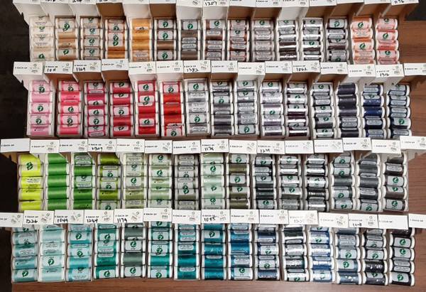 Embroidery Polyester Thread, Mega Set of 300 Double Snap Spools, 600 y 1